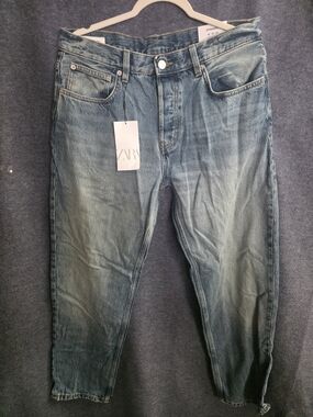 Zara Men’s Faded Blue Slim-Straight Jeans